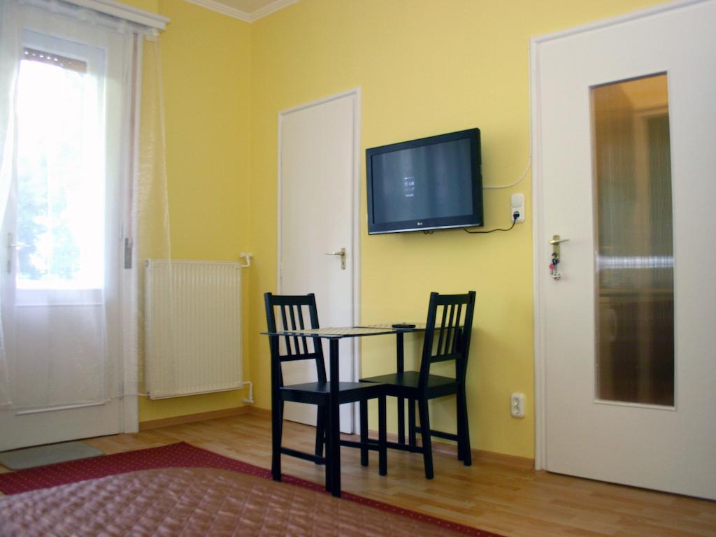 Arriva Balcony Studio بودابست الغرفة الصورة